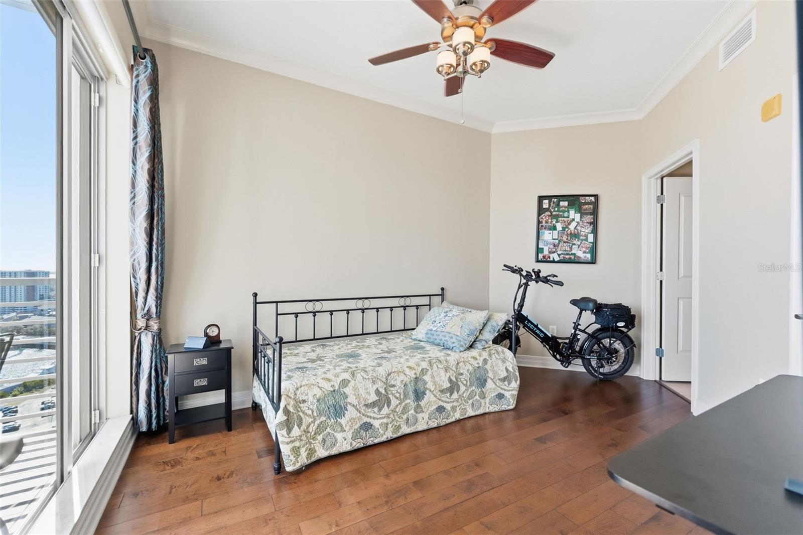 TOWERS OF CHANNELSIDE CONDOMIN - Residential