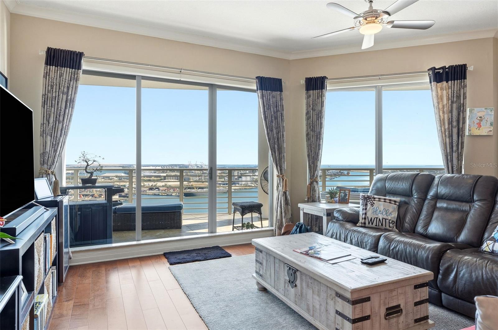 1209 E CUMBERLAND AVENUE 2306