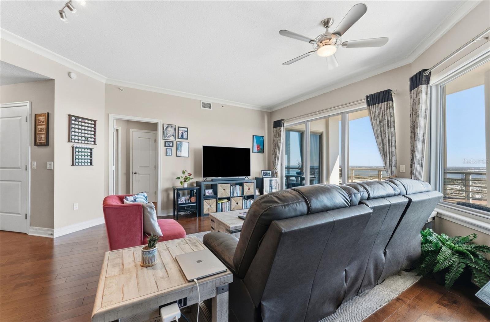 TOWERS OF CHANNELSIDE CONDOMIN - Residential