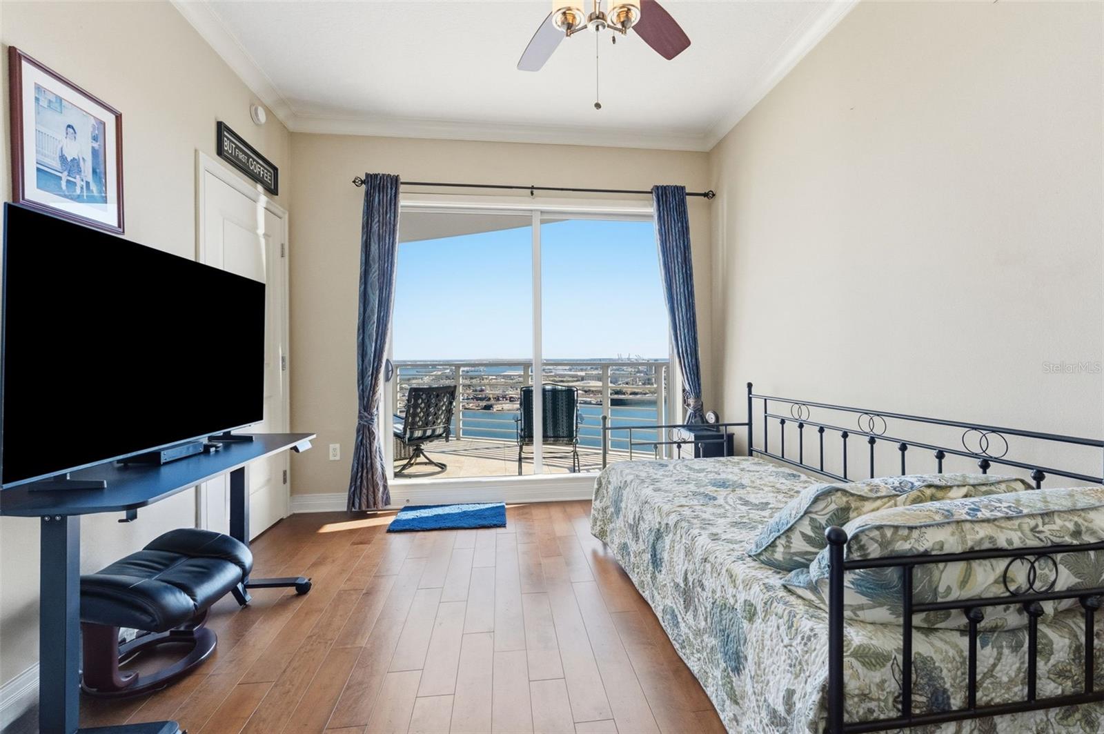 TOWERS OF CHANNELSIDE CONDOMIN - Residential