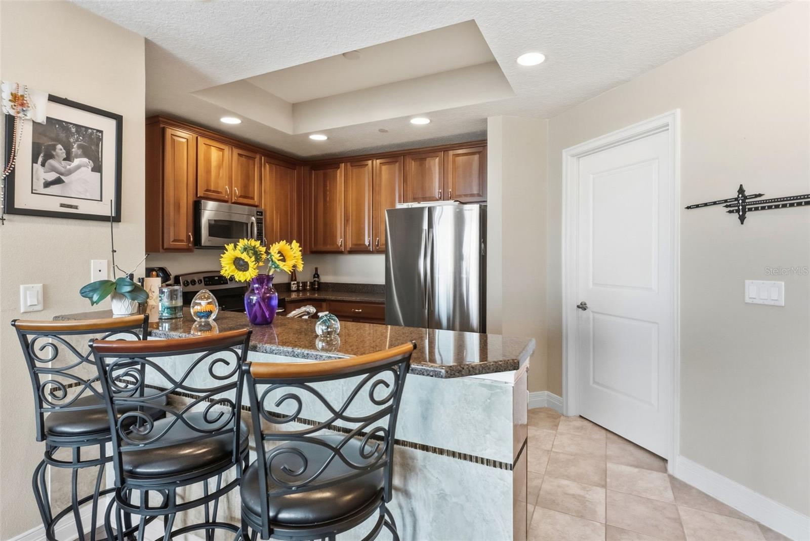 TOWERS OF CHANNELSIDE CONDOMIN - Residential