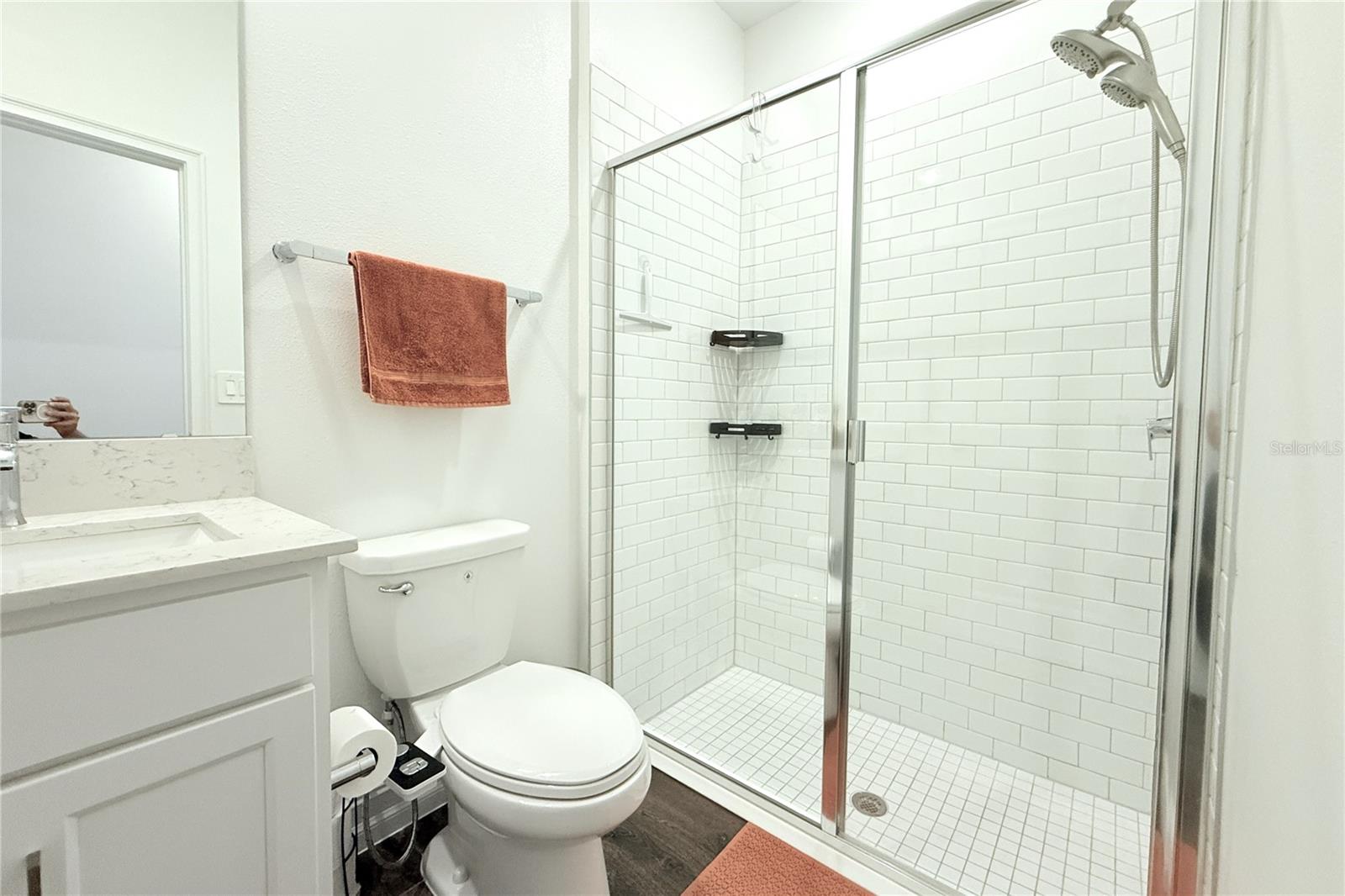 D46 | LAKE PEARL - Residential