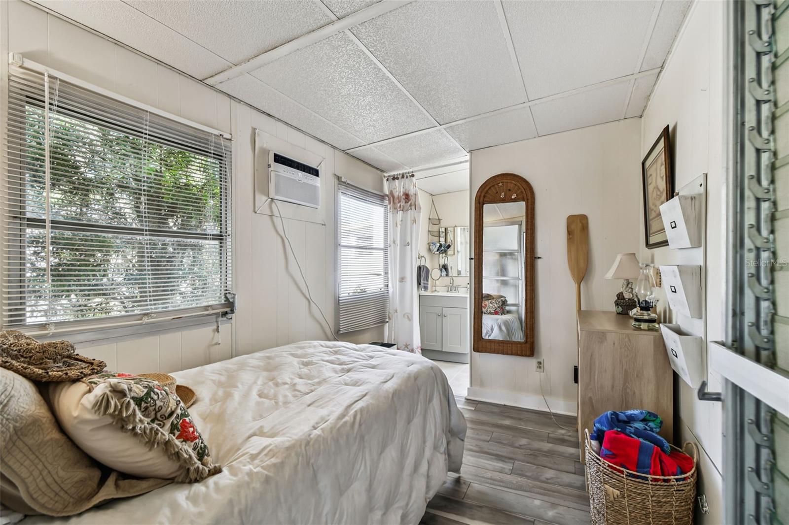 SOUTH GATE MOBILE HOME PARK UNREC - Residential