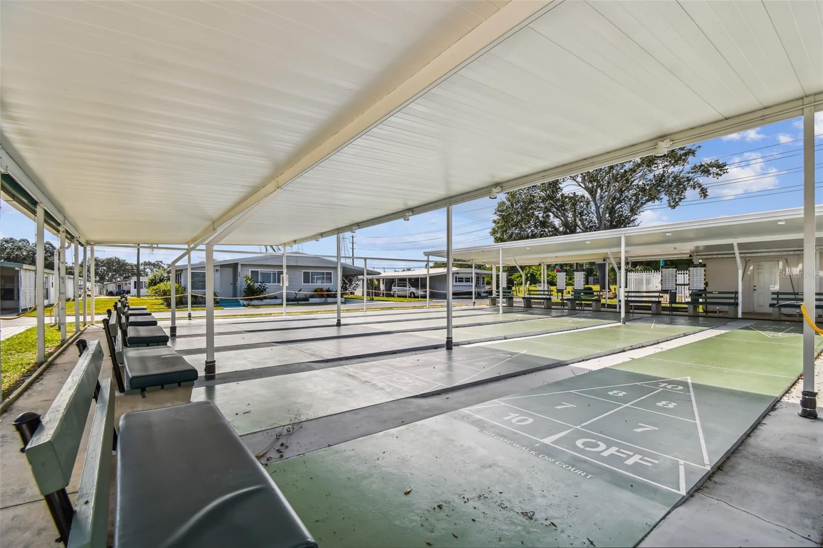 SOUTH GATE MOBILE HOME PARK UNREC - Residential