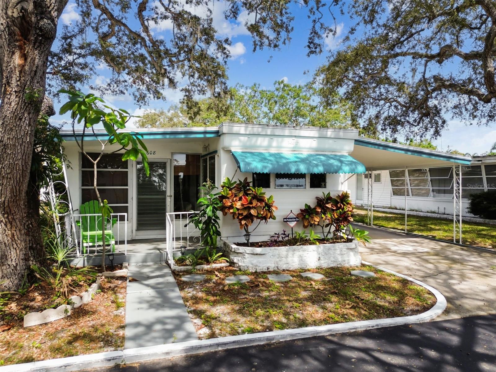 SOUTH GATE MOBILE HOME PARK UNREC - Residential