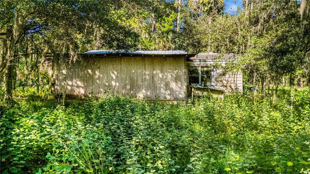 Photo of 1707 Kimmie Kay Drive, Geneva, FL 32732 (MLS # G5118335)