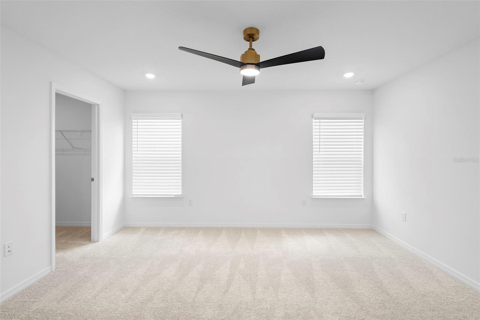 EDEN CREST TOWNHOMES - Residential Lease