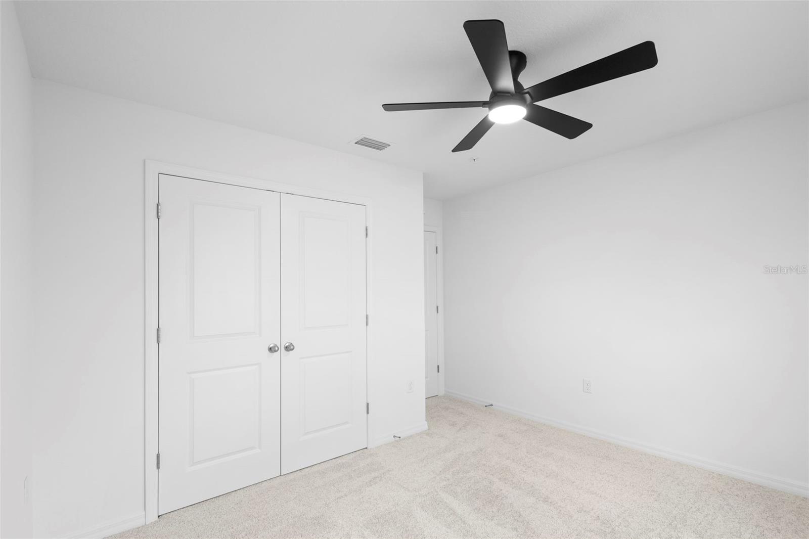 EDEN CREST TOWNHOMES - Residential Lease