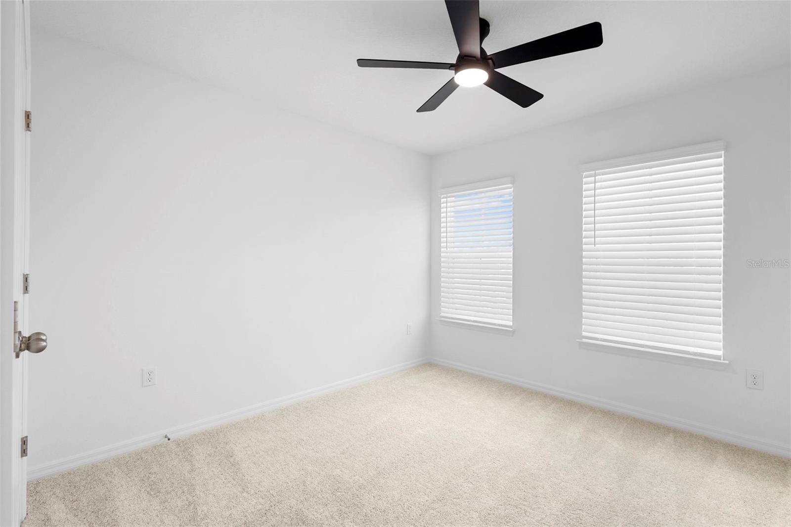 EDEN CREST TOWNHOMES - Residential Lease