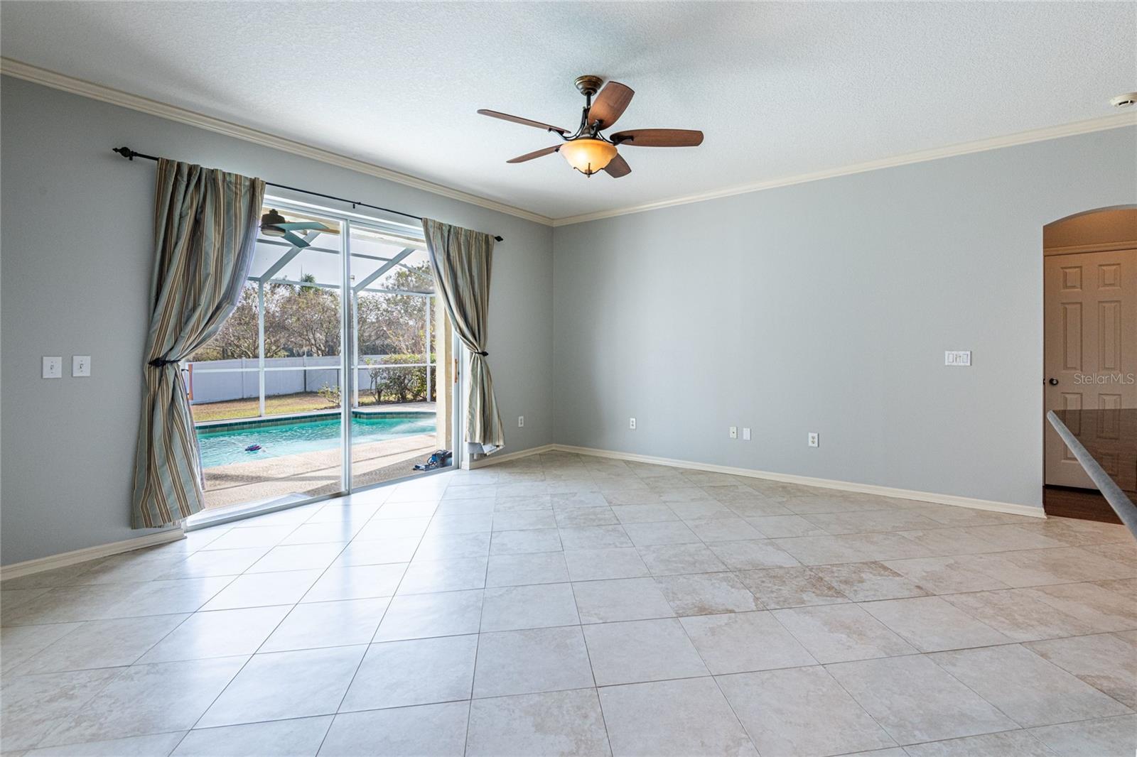 RIVERGLEN UNITS 5 6 & 7 PHAS - Residential