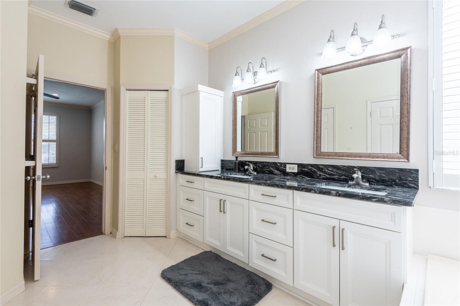 RIVERGLEN UNITS 5 6 & 7 PHAS - Residential