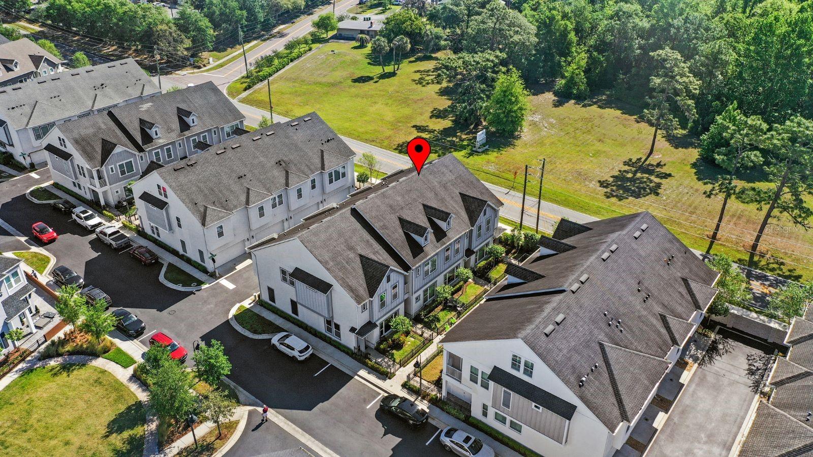 1123 MAHONIA COURT
