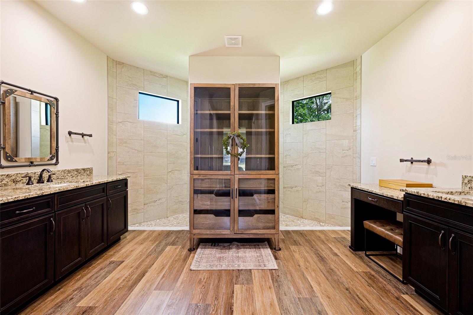 RIVERWIND COVE PH 02 - Residential