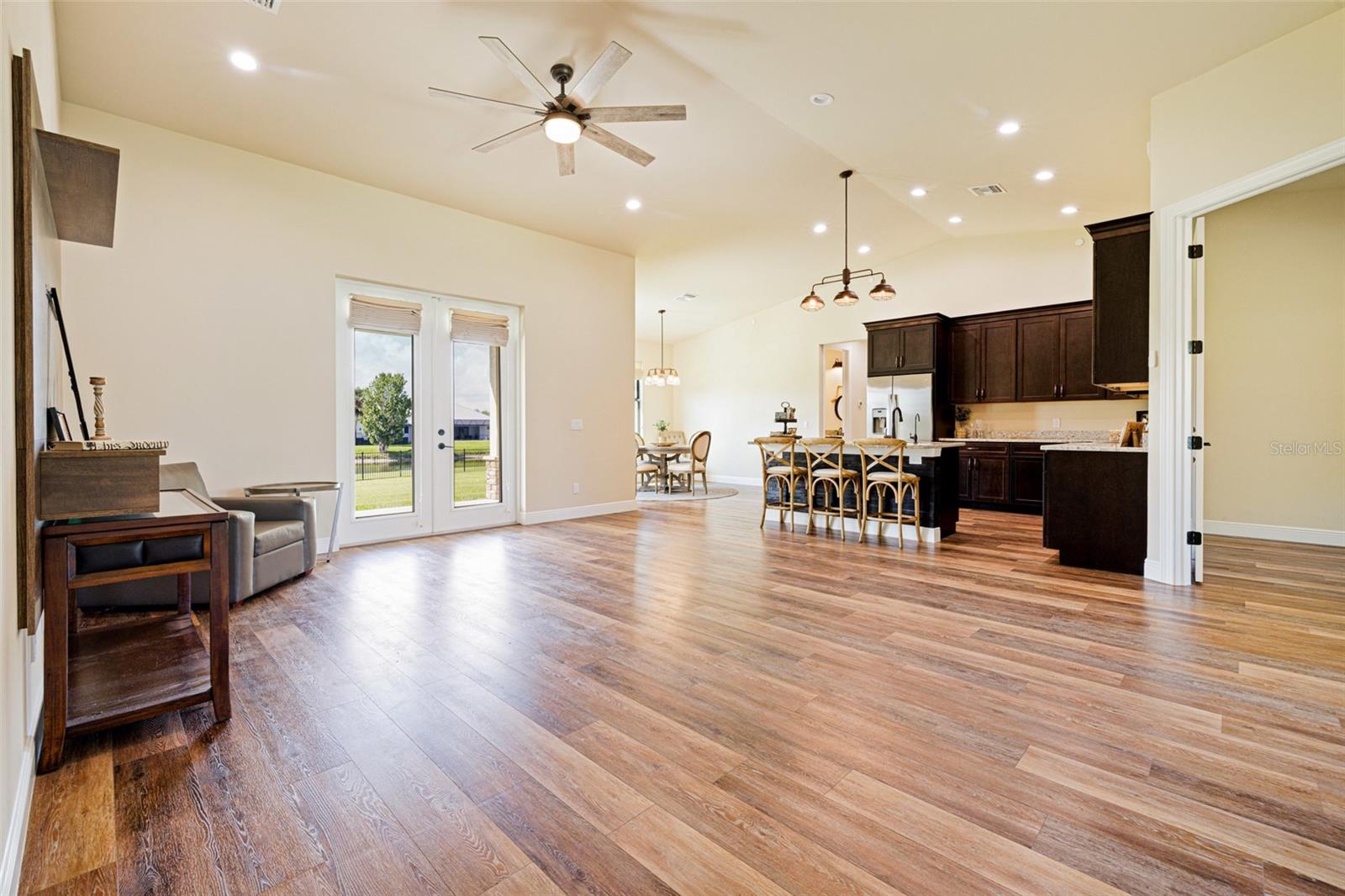 RIVERWIND COVE PH 02 - Residential