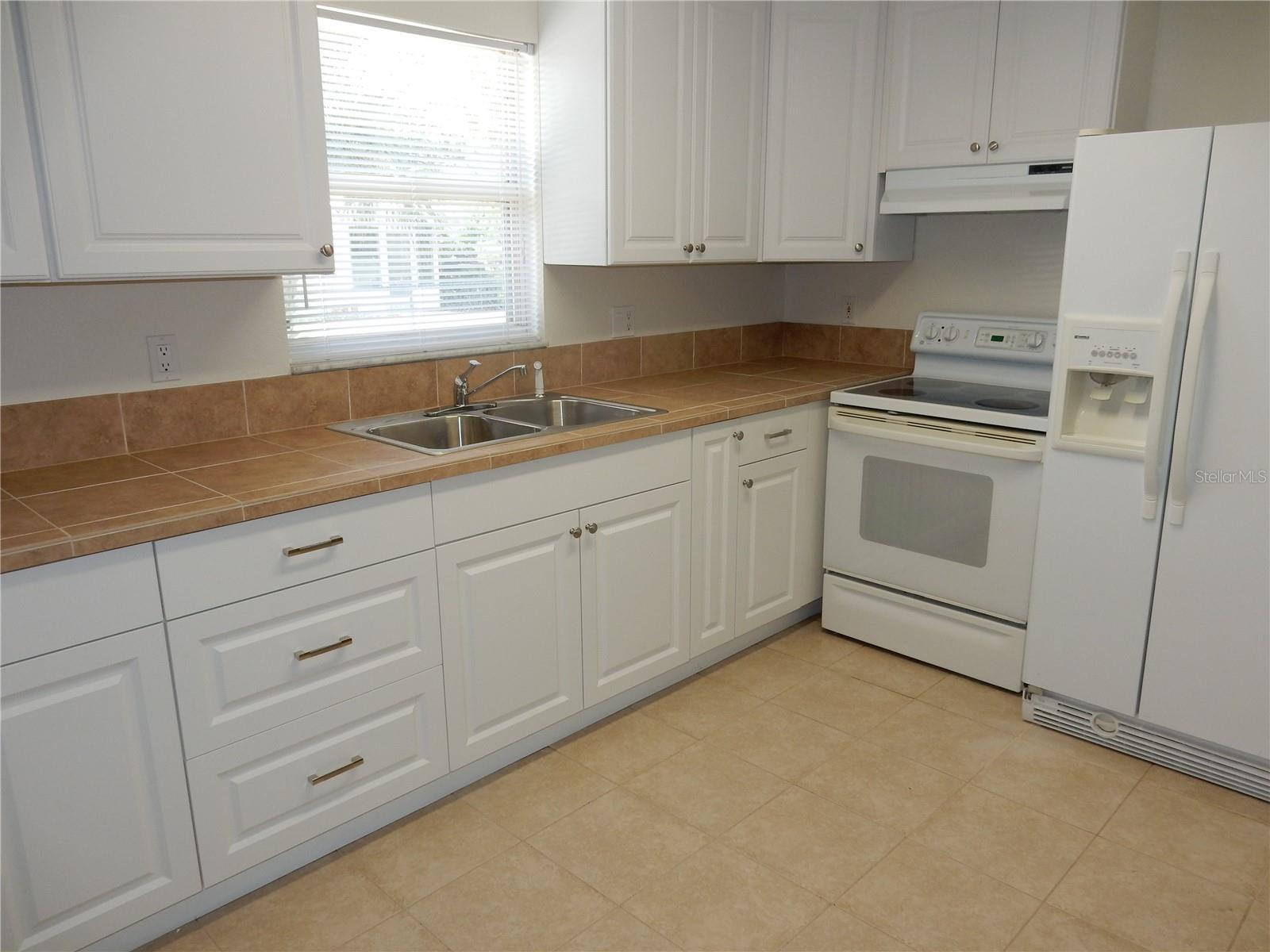 SIBLEYS CHARLOTTE HARBOR - Residential Lease