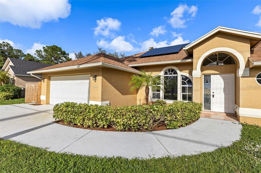 Photo of 2141 SW Bayshore Boulevard, Port Saint Lucie, FL 34984 (MLS # K4903428)