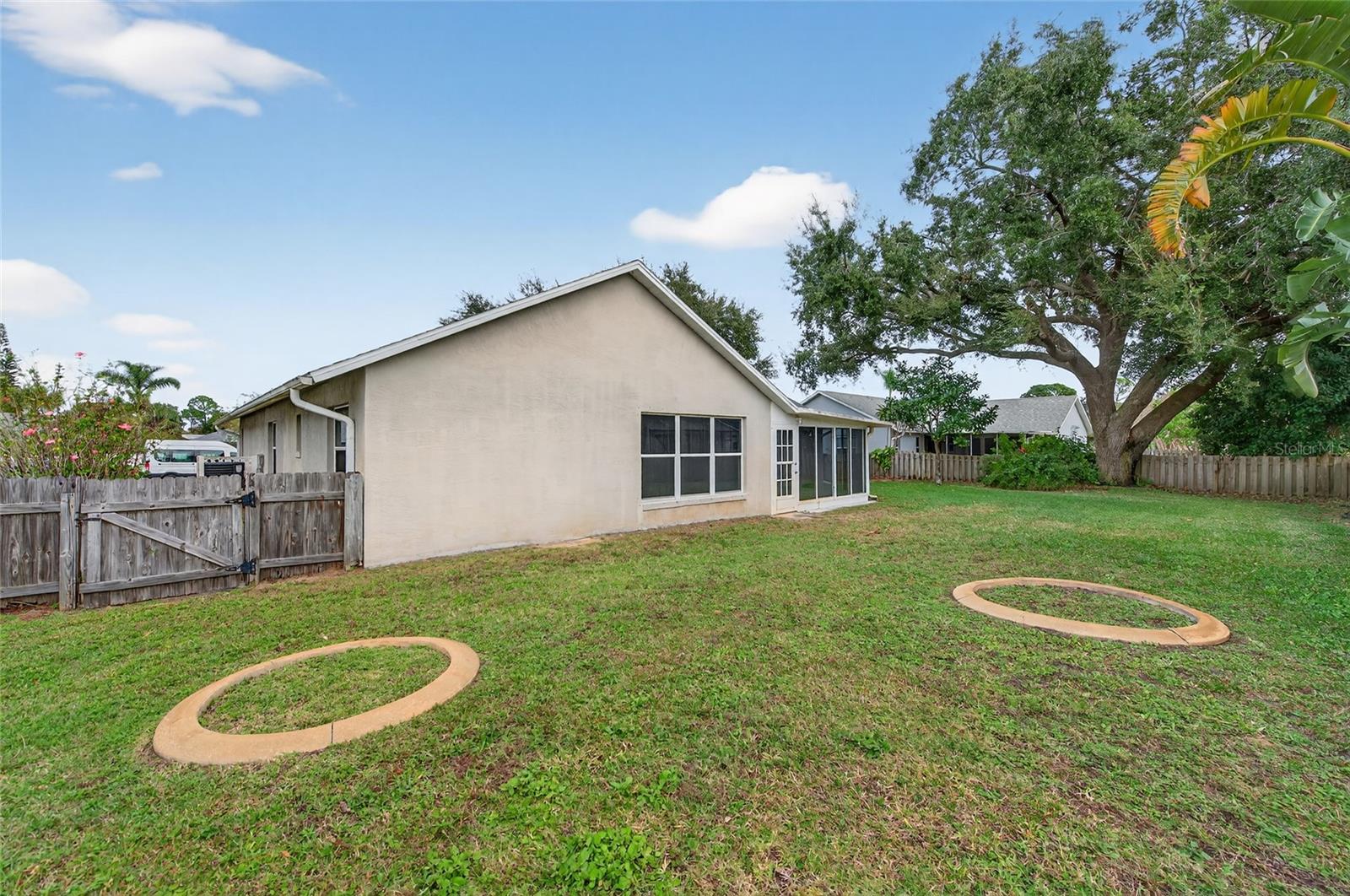 MEADOW LAKE - Residential