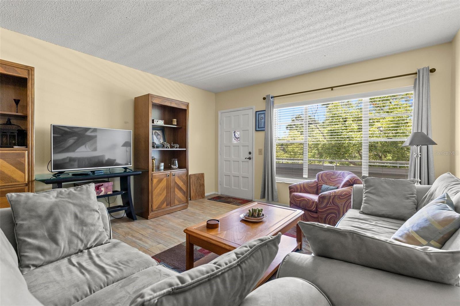 2426 PERSIAN DRIVE 52