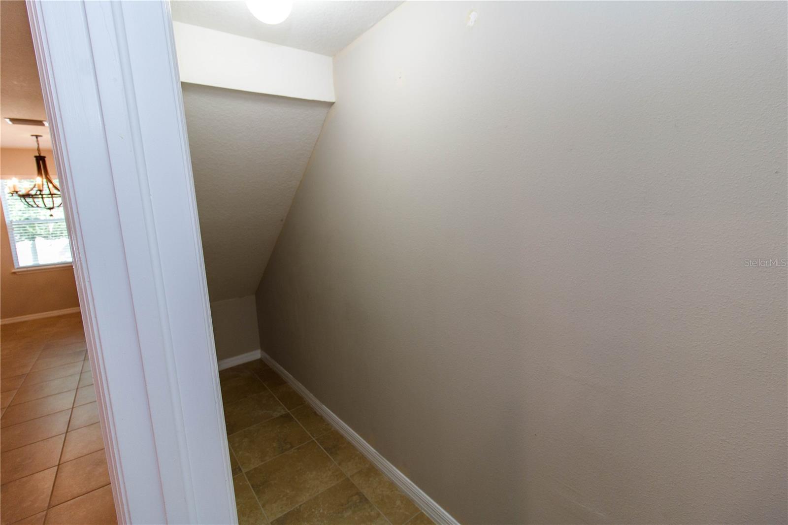 COLONNADE - Residential