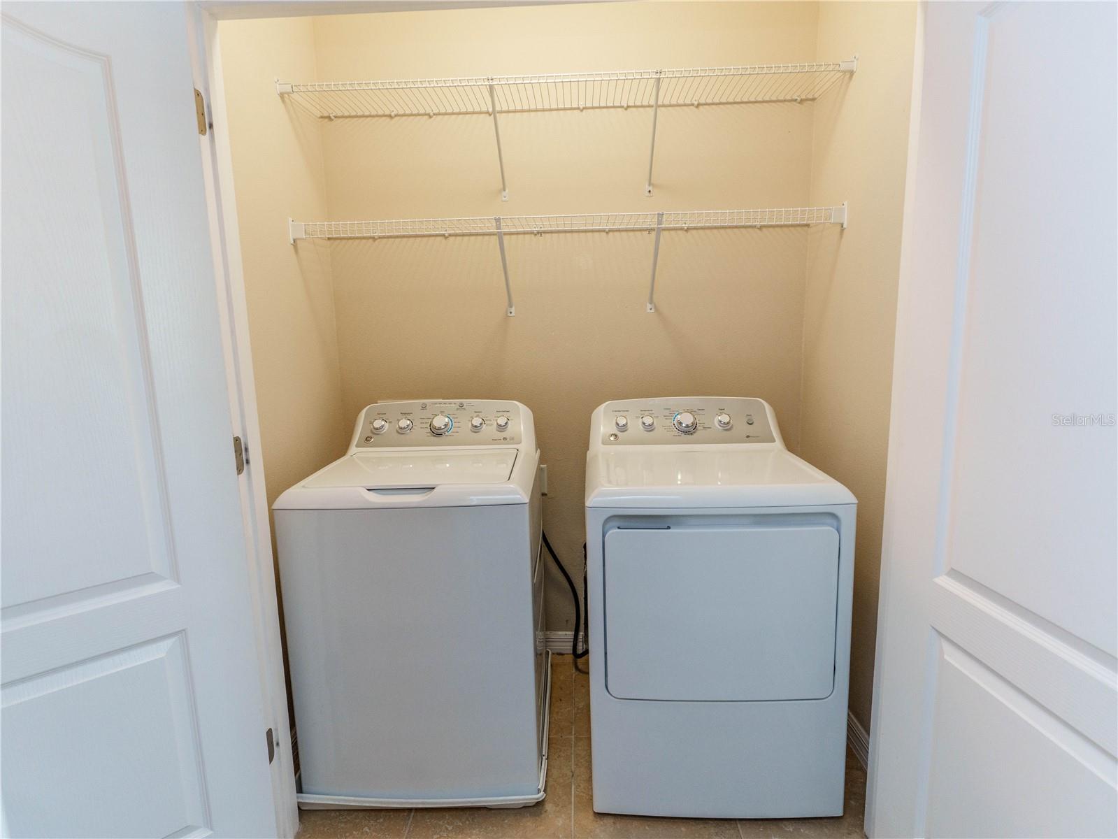 COLONNADE - Residential