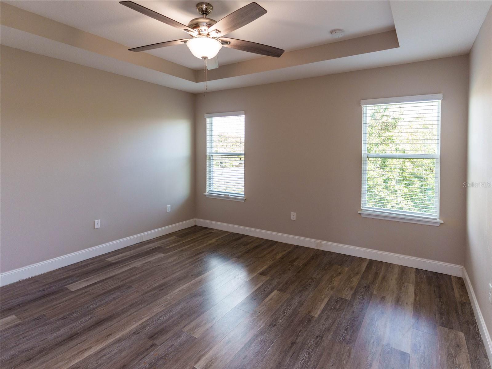 COLONNADE - Residential