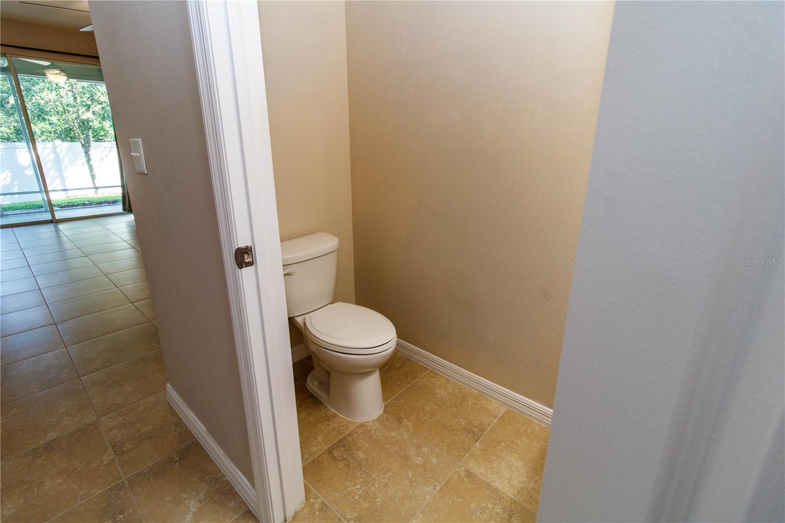 COLONNADE - Residential