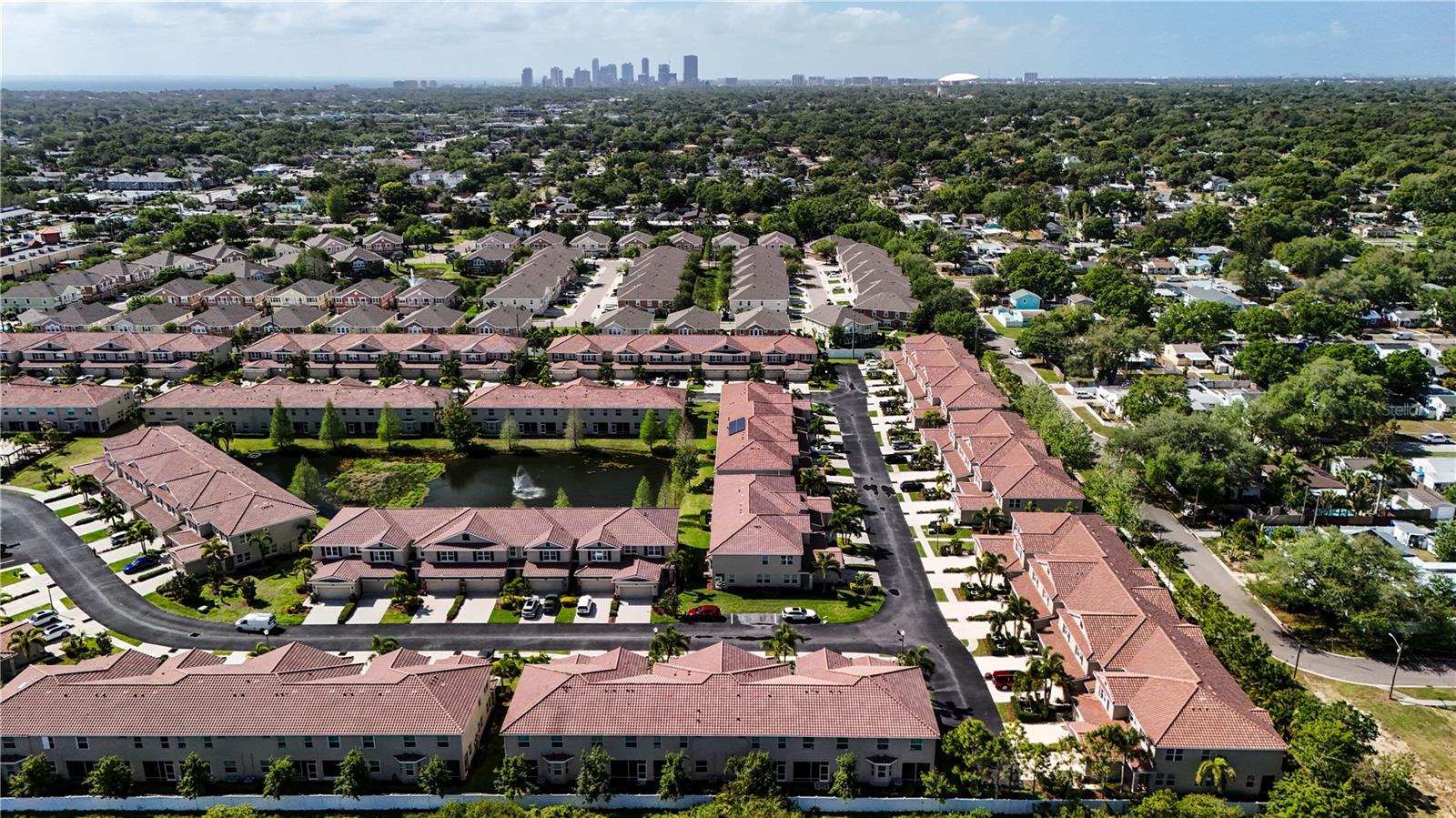 COLONNADE - Residential
