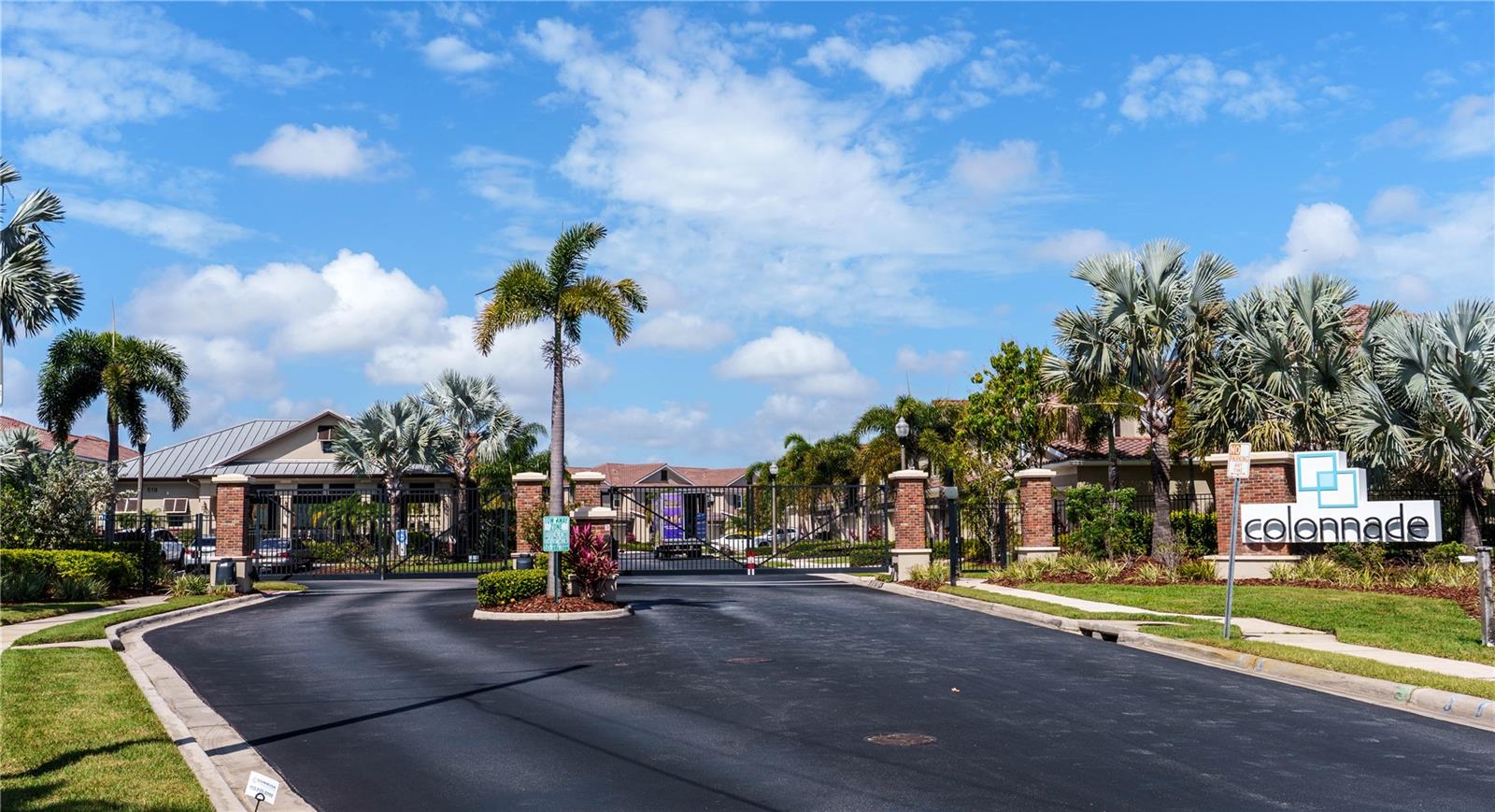 COLONNADE - Residential