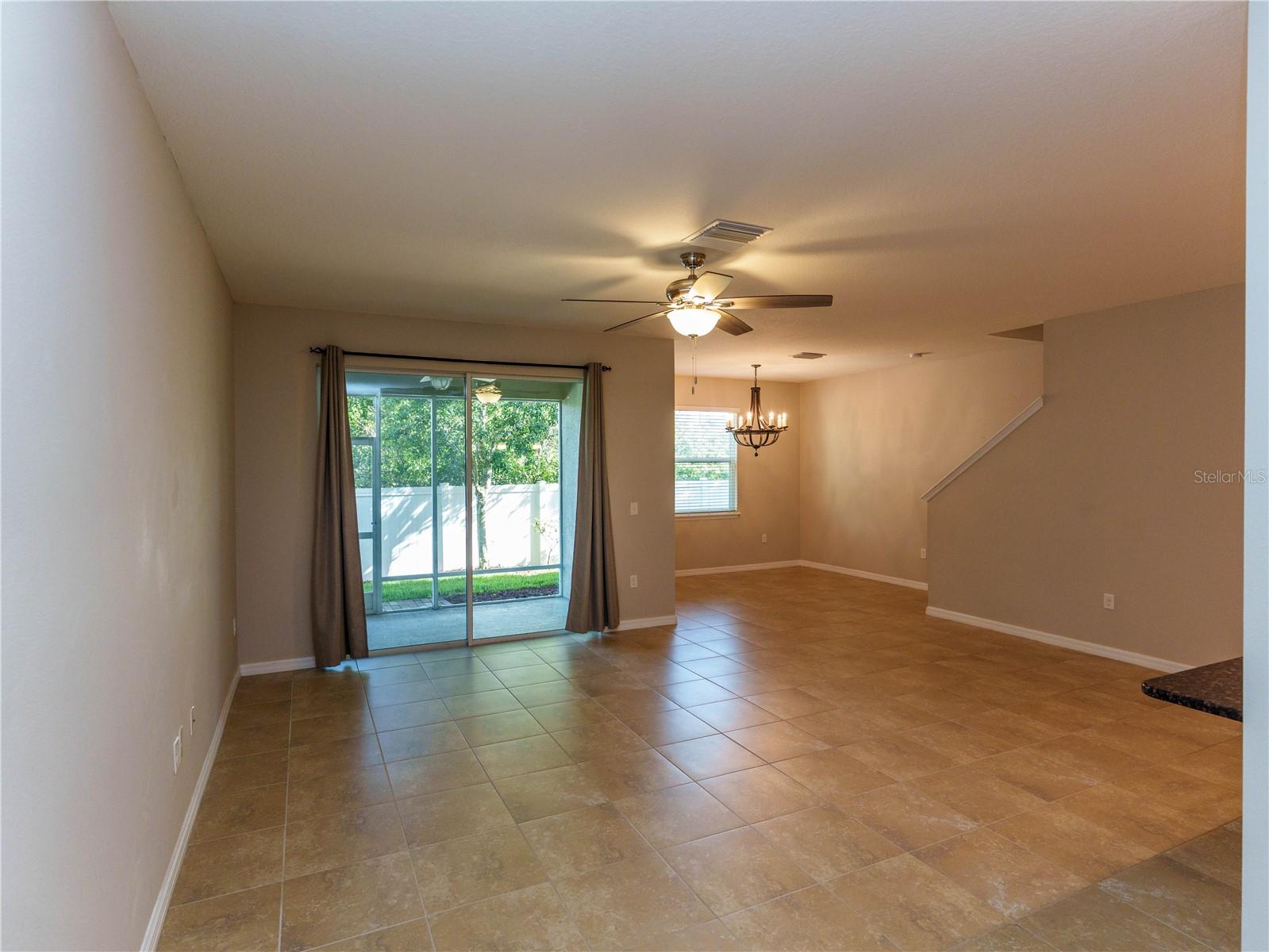 COLONNADE - Residential