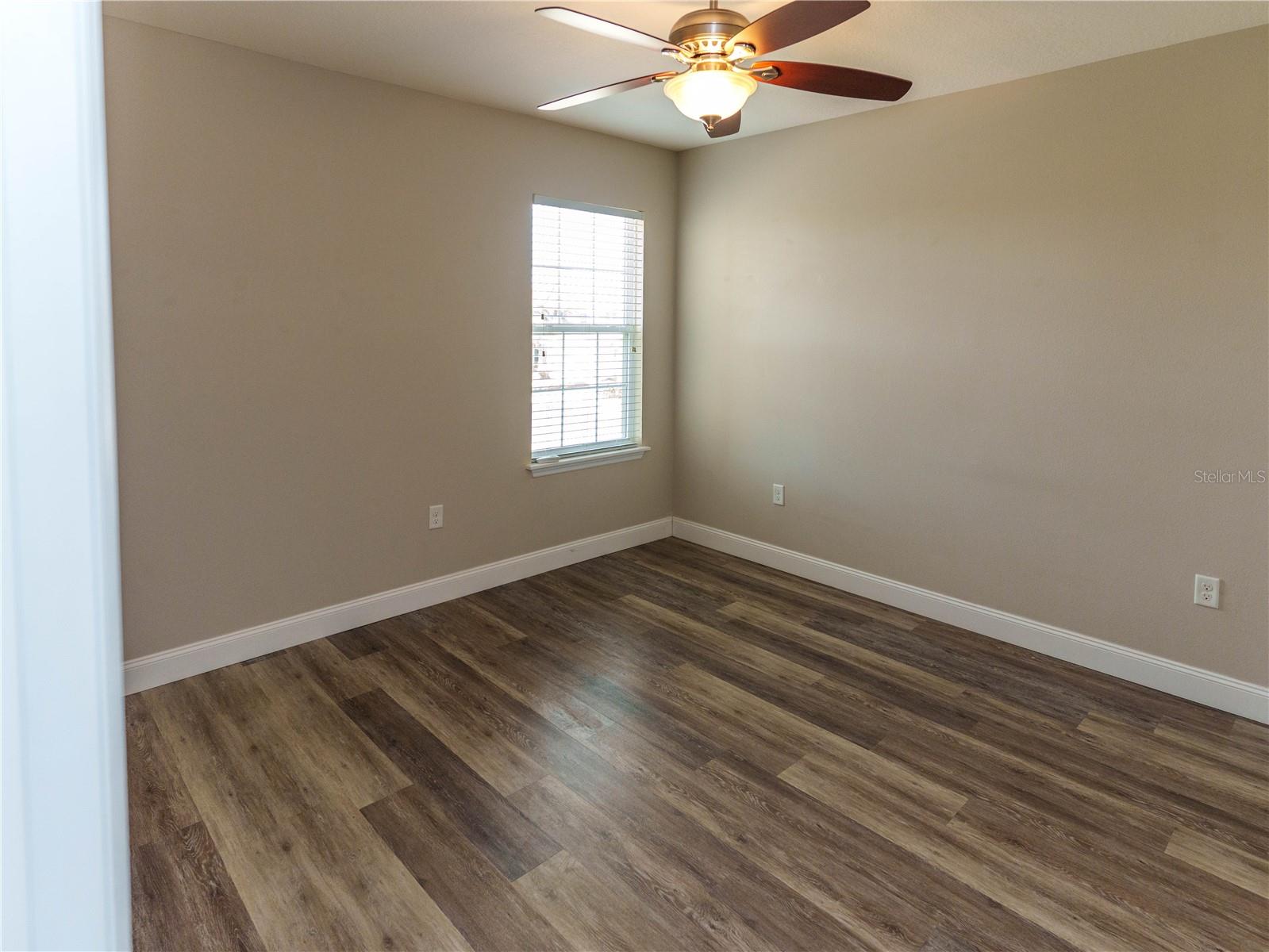 COLONNADE - Residential