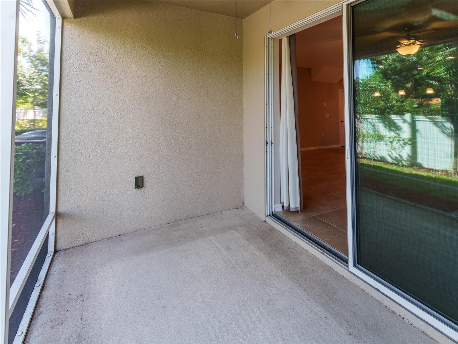 COLONNADE - Residential