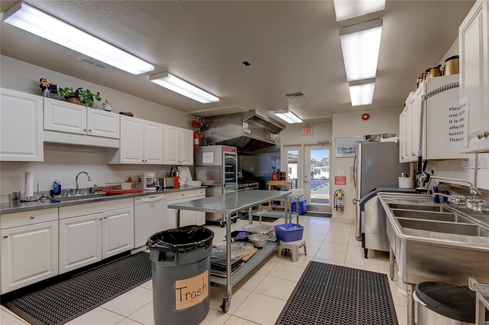 STONEHEDGE ON THE HILL M/H PARK CO-OP UNREC - Residential