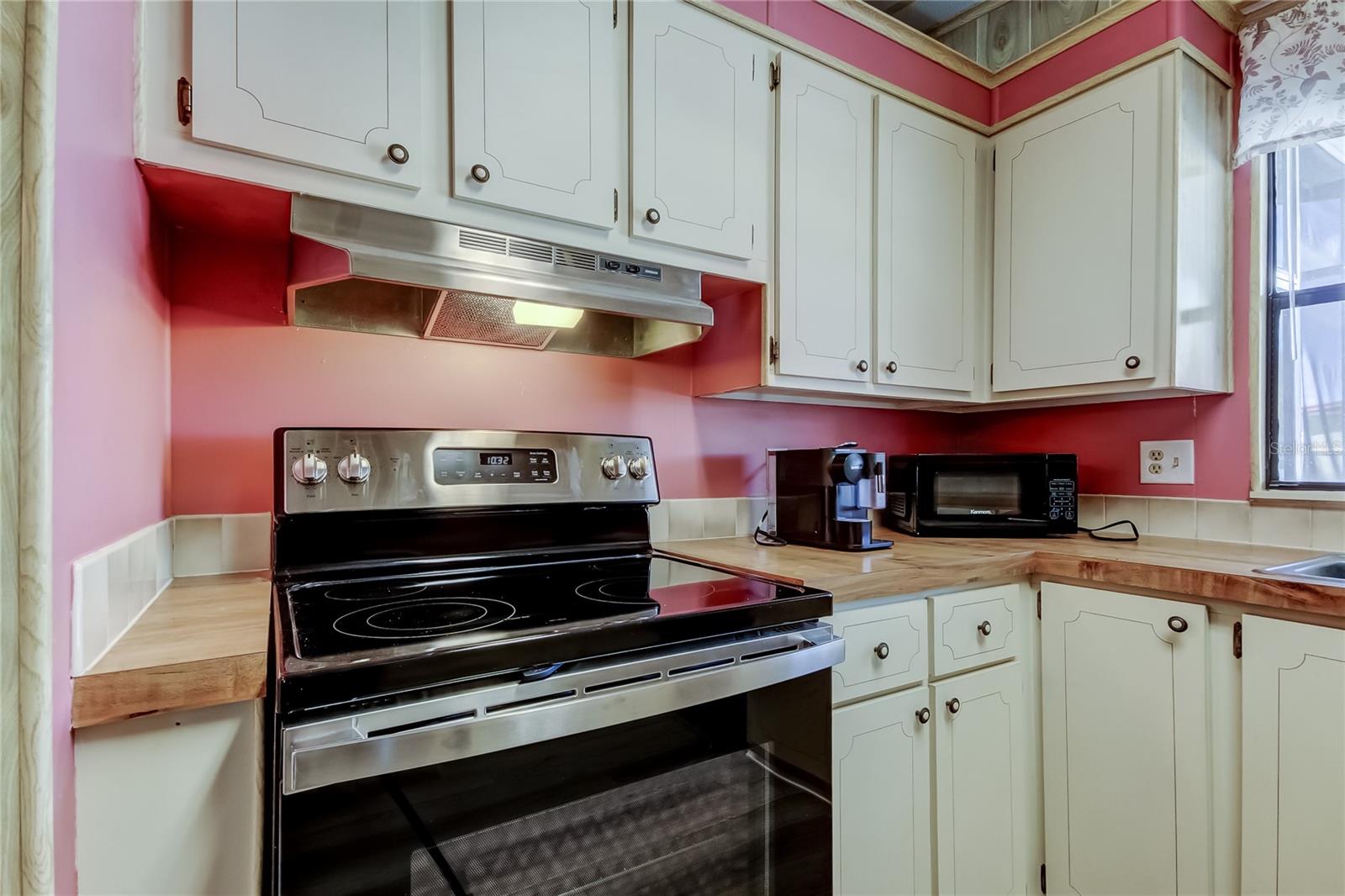 STONEHEDGE ON THE HILL M/H PARK CO-OP UNREC - Residential