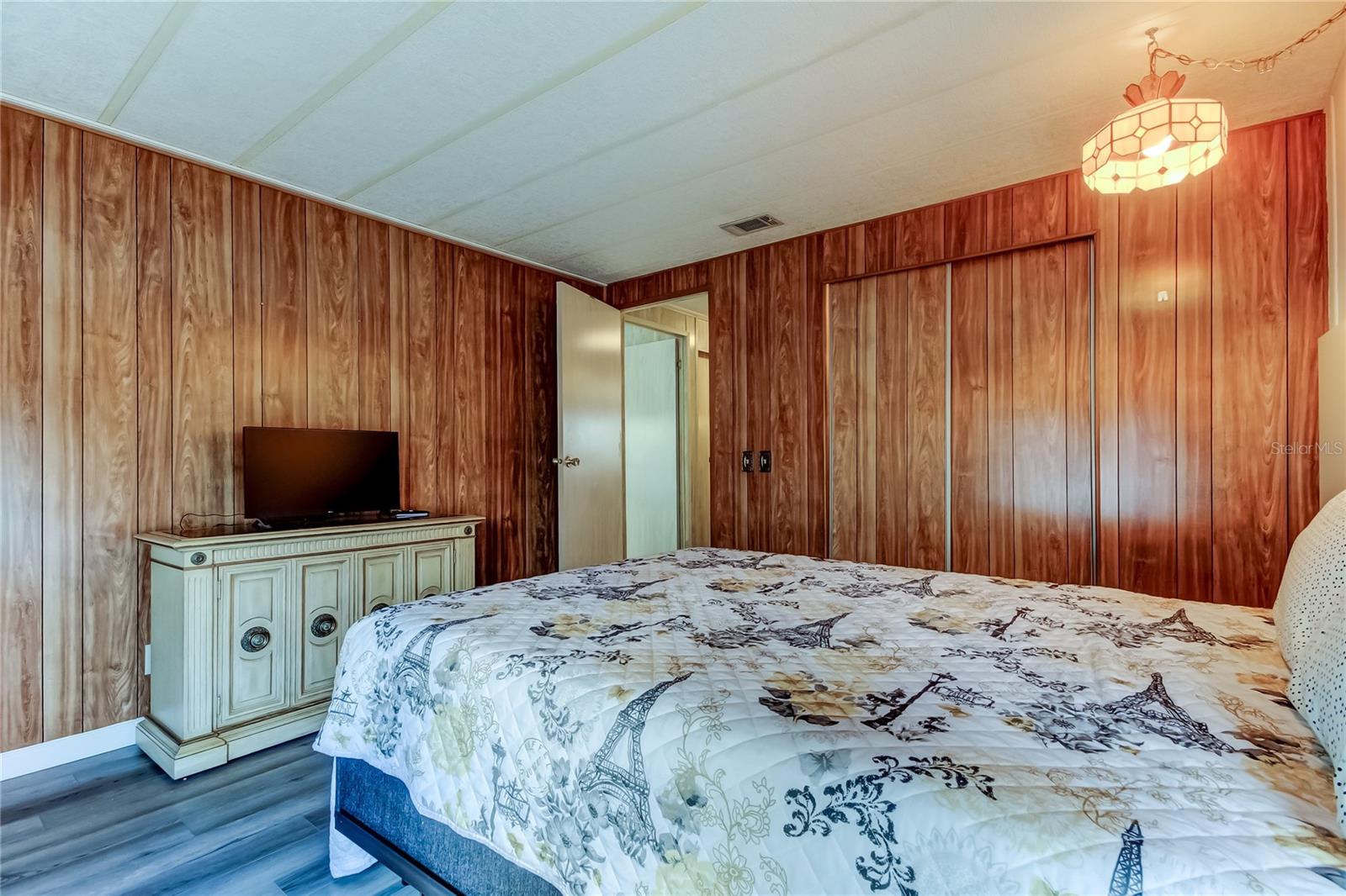 STONEHEDGE ON THE HILL M/H PARK CO-OP UNREC - Residential