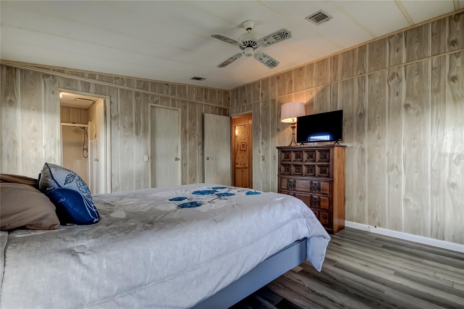 STONEHEDGE ON THE HILL M/H PARK CO-OP UNREC - Residential