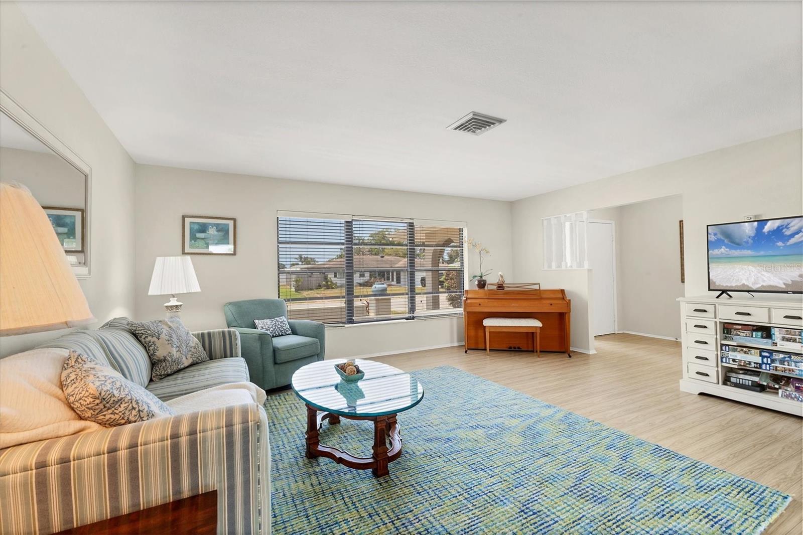 Search Properties for Sale 4 2311 SANDLEWOOD DRIVE