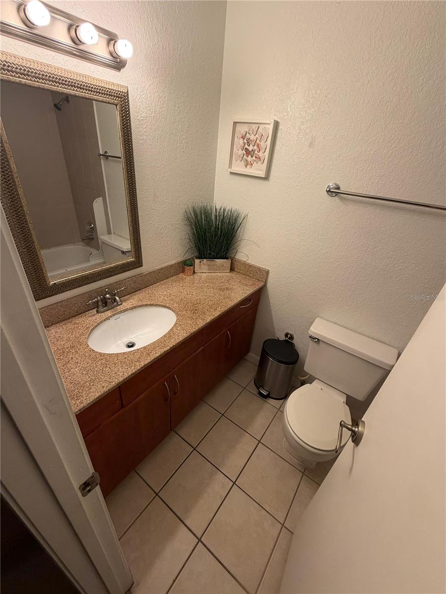 LEXINGTON PLACE - Residential Lease