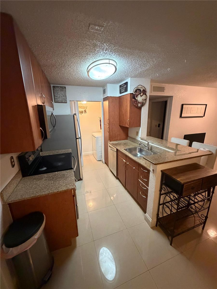 LEXINGTON PLACE - Residential Lease