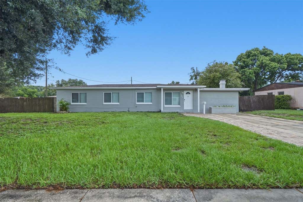 Photo of 55 Randia Drive, Orlando, FL 32807 (MLS # O6432044)