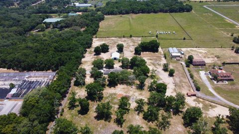 A home in APOPKA