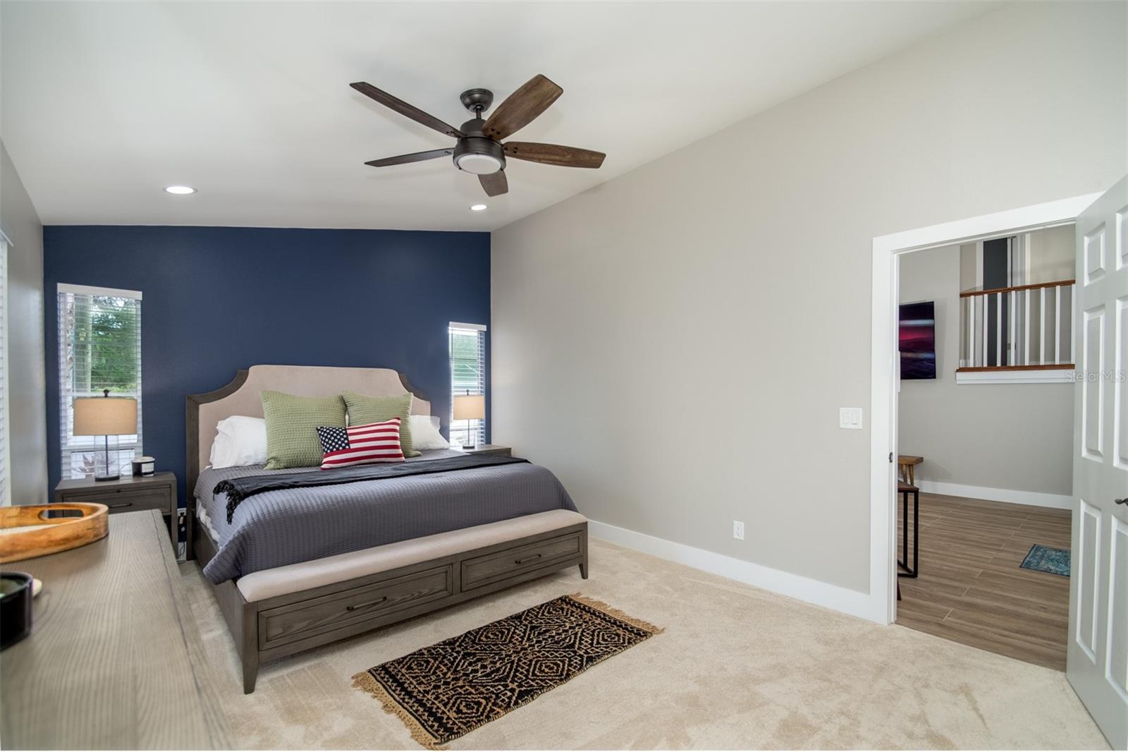 KAREN ACRES - Residential Lease