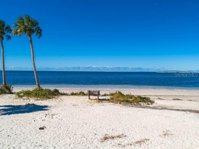 KAREN ACRES - Residential Lease