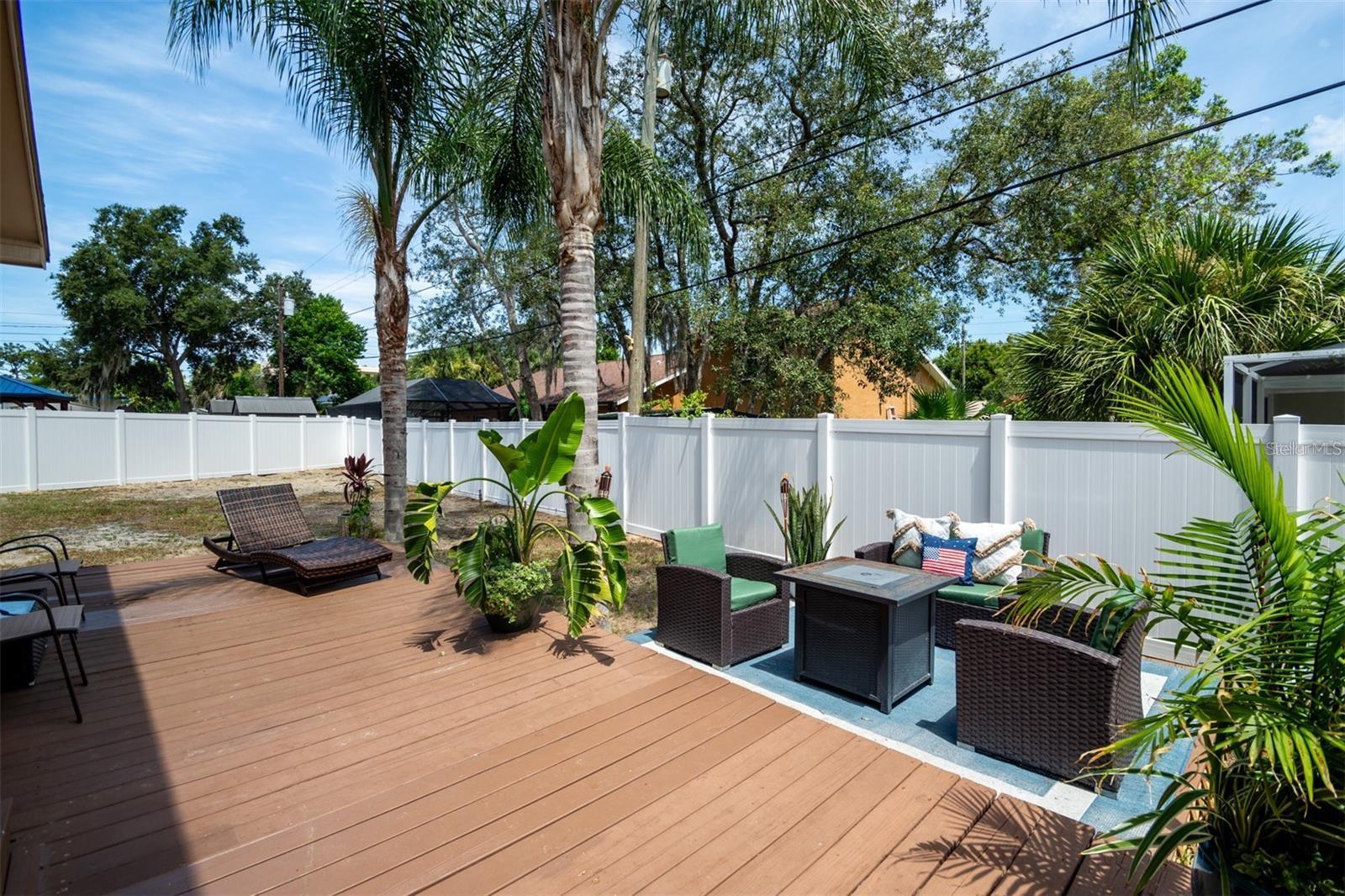 KAREN ACRES - Residential Lease