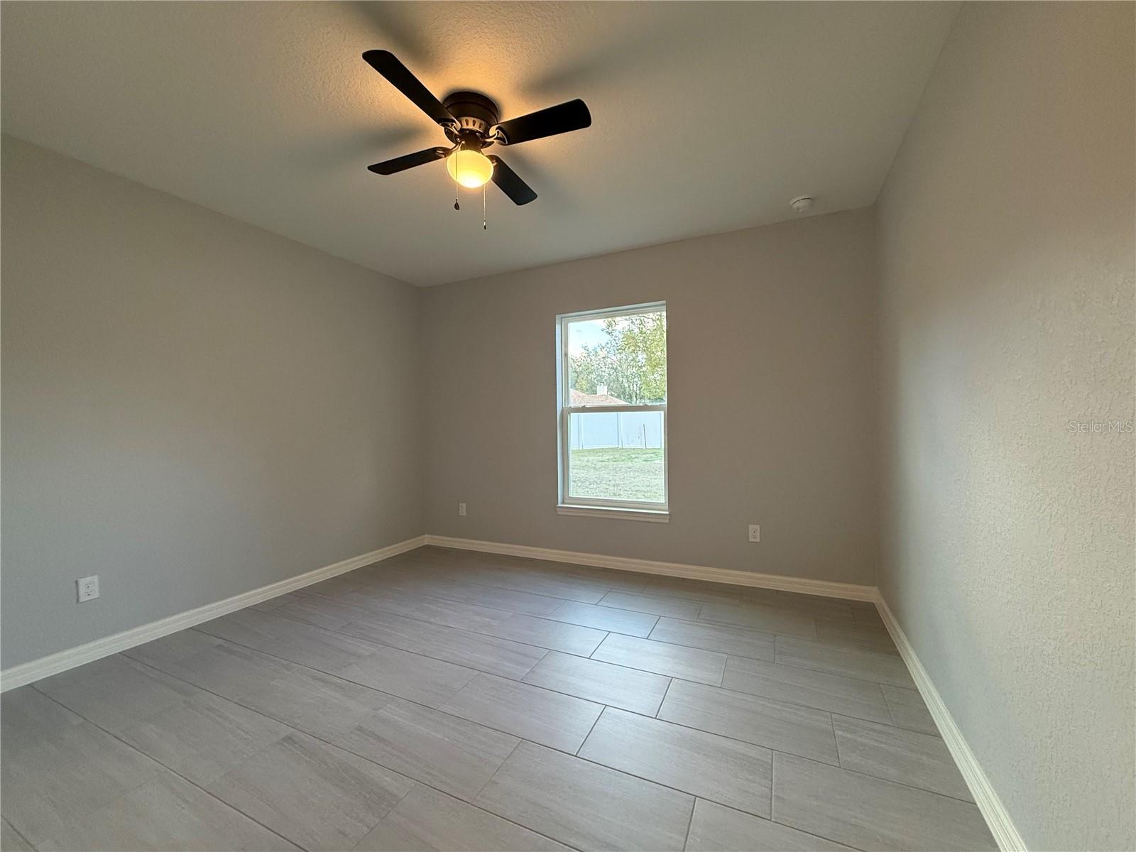RLE .99 ACRE OR + VAC - Residential