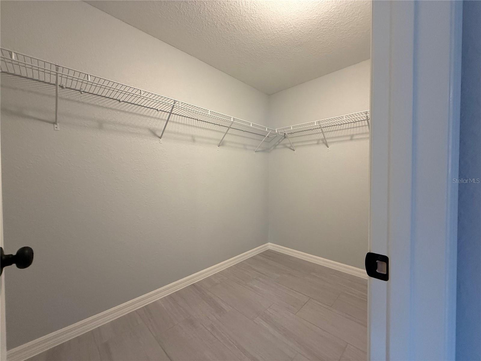 RLE .99 ACRE OR + VAC - Residential