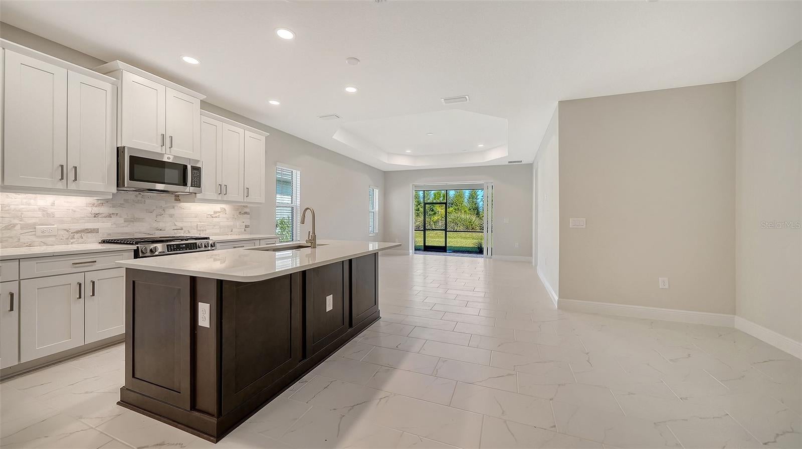 8472 ANTHIRIUM LOOP, SARASOTA, FL, 34240 1 8472 ANTHIRIUM LOOP