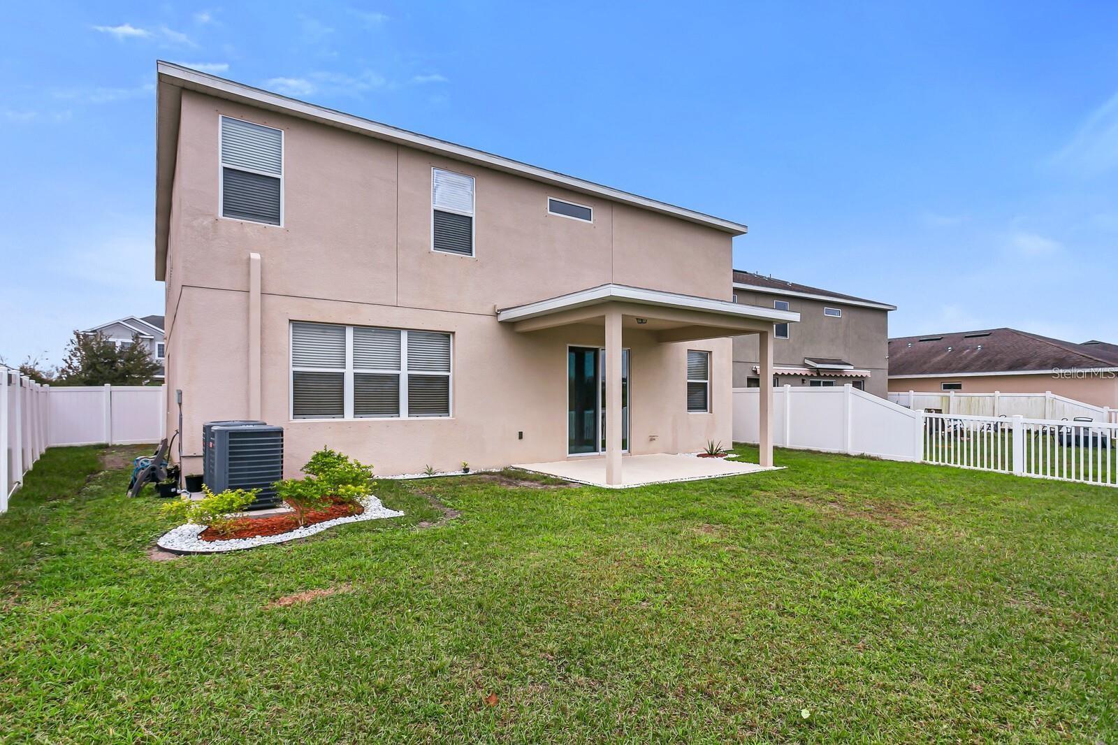 CARRIAGE PTE SOUTH PH 2C 2 - Residential Lease