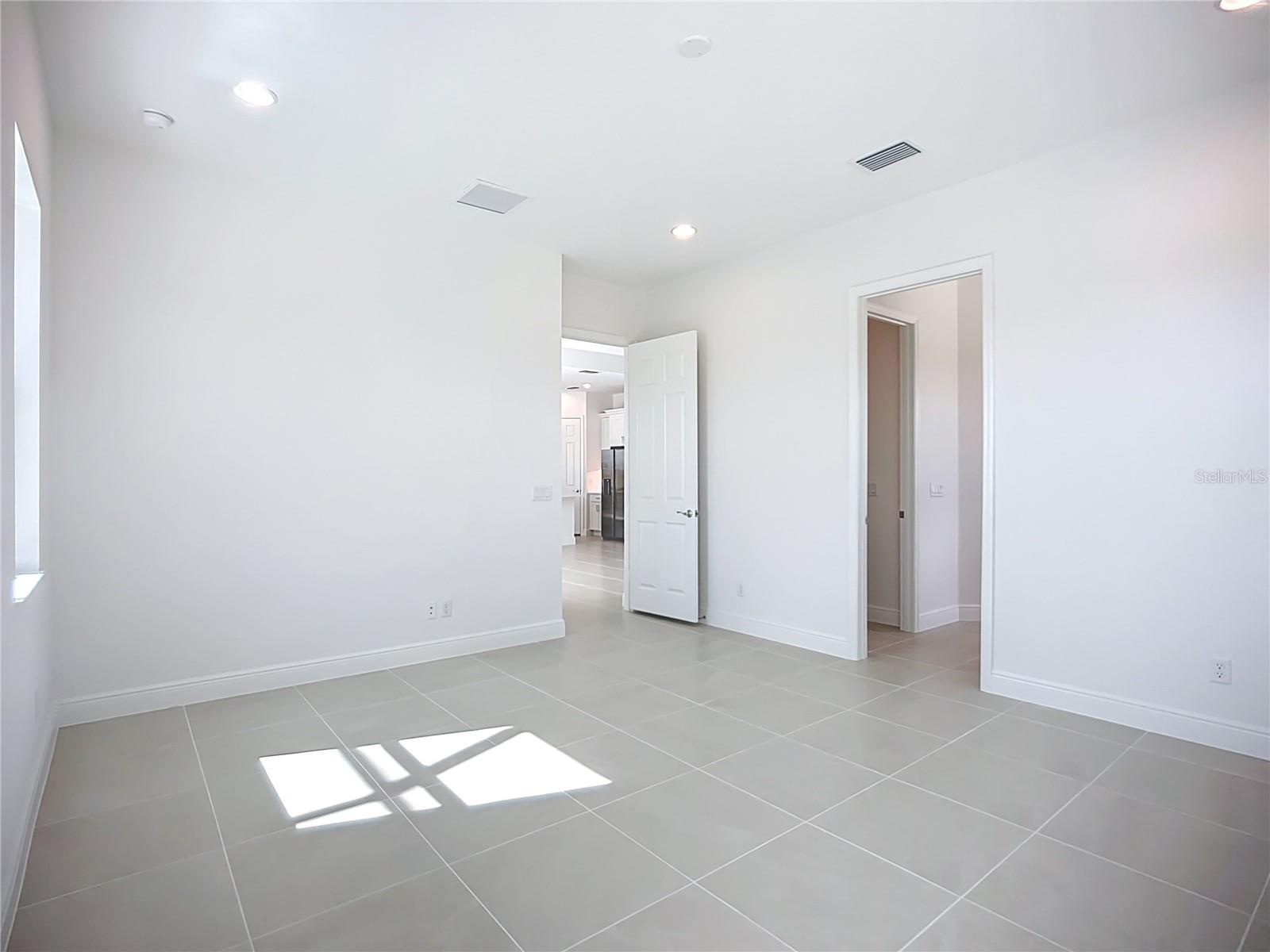 WATERCOLOR PLACE PH II - Residential