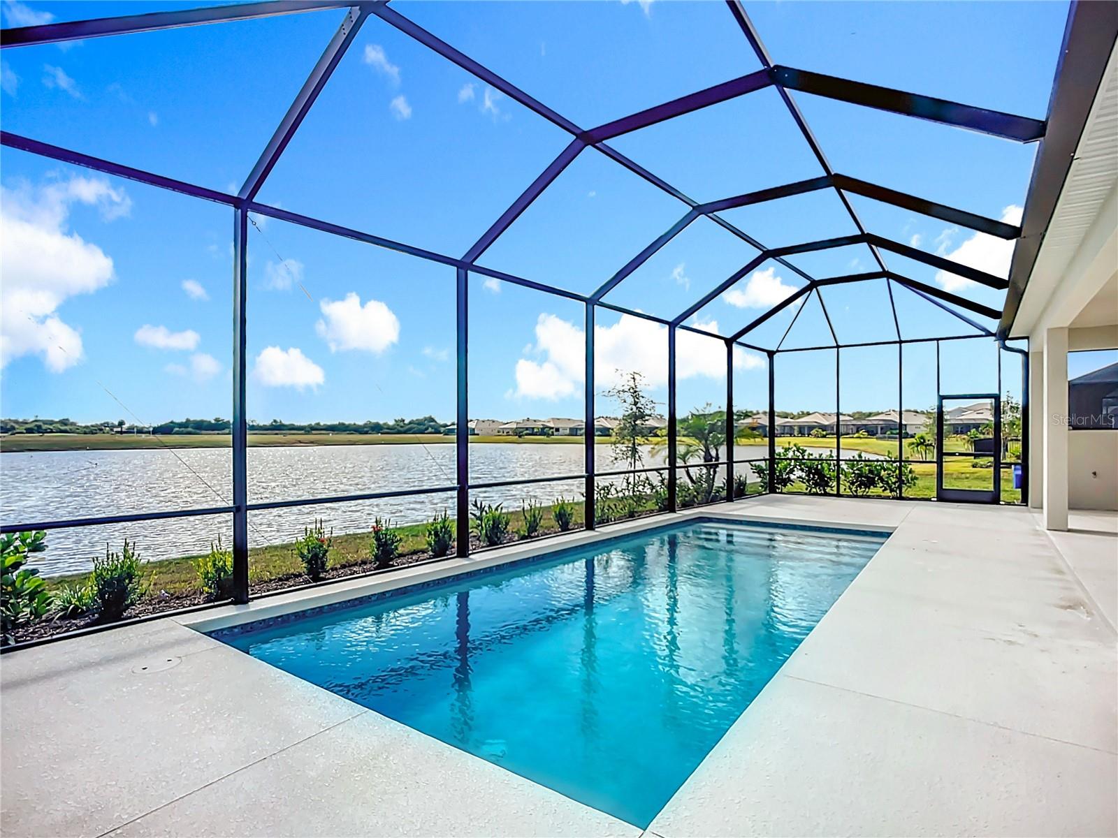 WATERCOLOR PLACE PH II - Residential