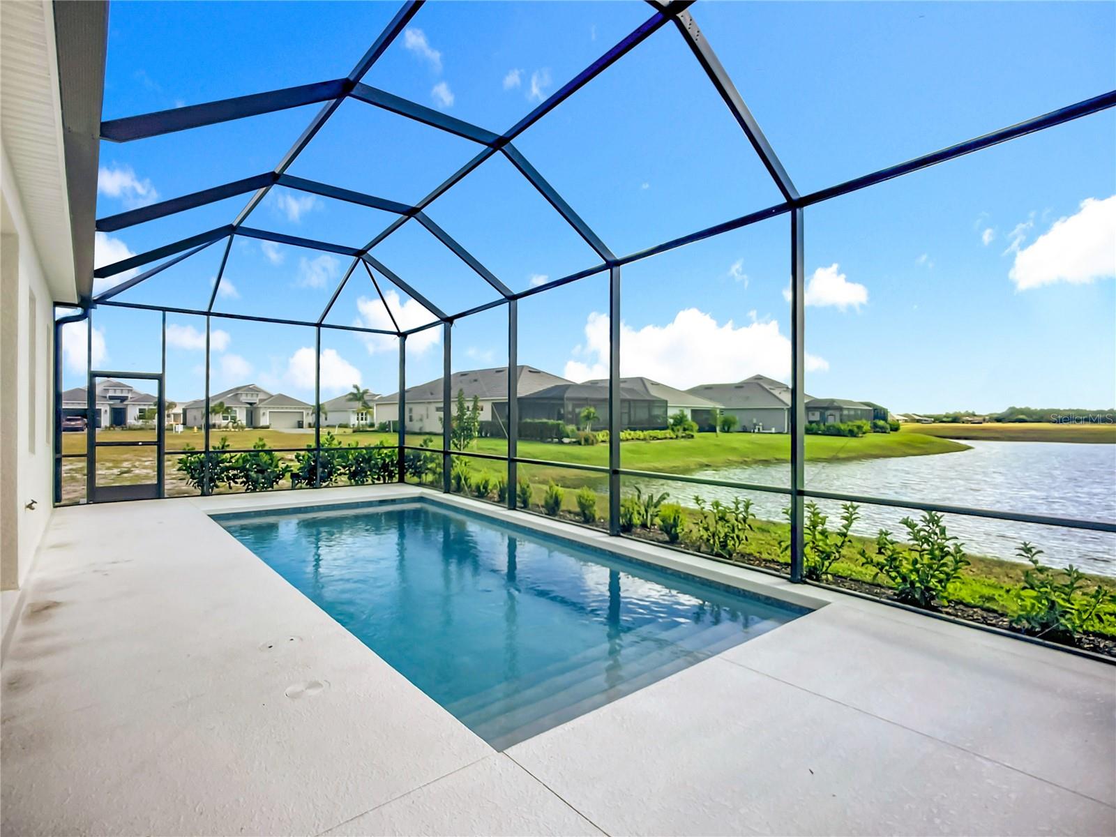 WATERCOLOR PLACE PH II - Residential